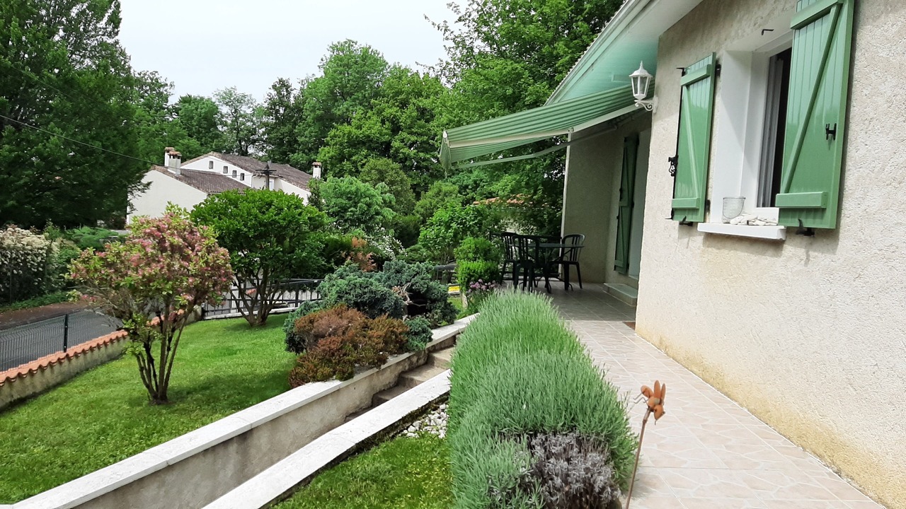 Photo of Outdoor in Linars