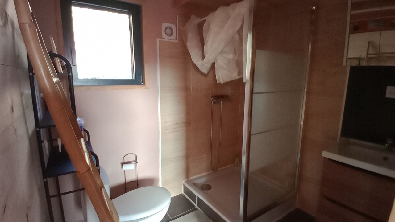 Photo of Bathroom in Saint-Leon-sur-Vezere