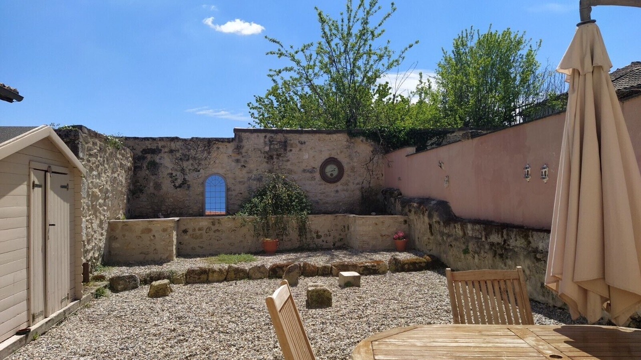 Photo of Outdoor in La Tour-Blanche-Cercles
