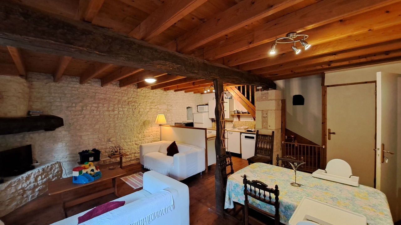 Photo of Livingroom in Saint-Pierre-de-Juillers