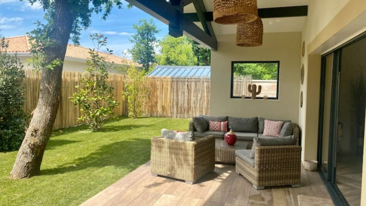 Photo of Patio Balcony in Gujan-Mestras