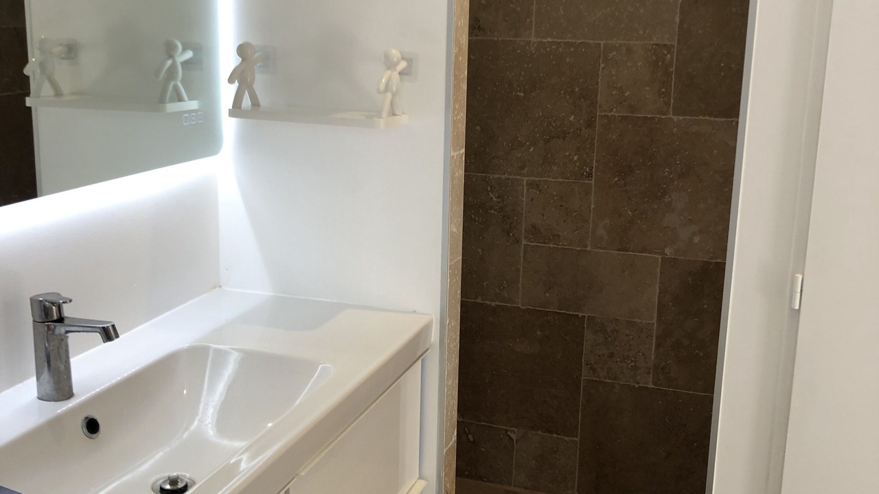 Photo of Bathroom in Loix