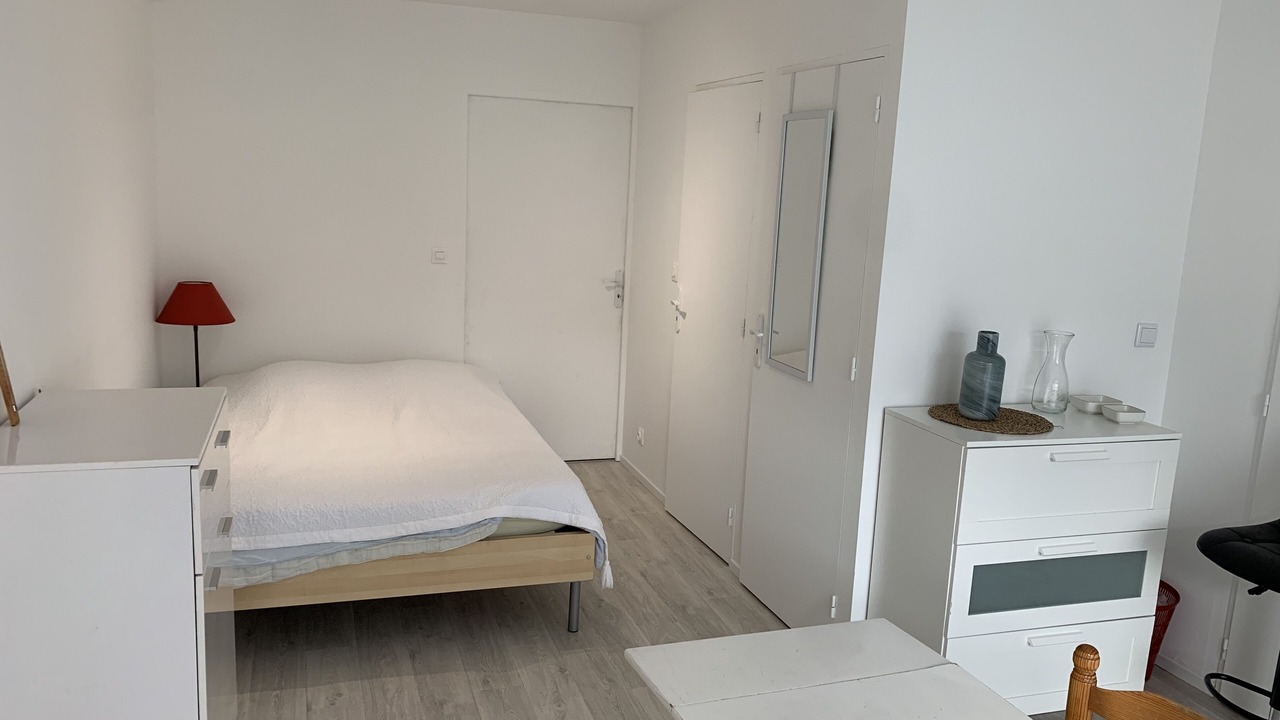 Photo of Bedroom in Talence