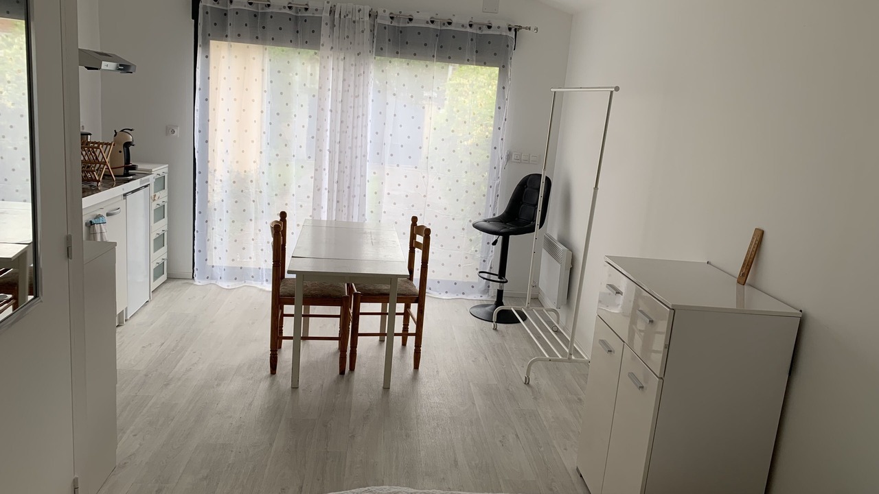 Photo of Bedroom in Talence
