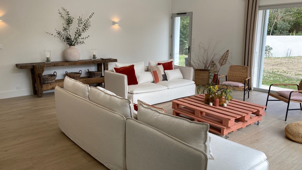 Photo of Livingroom in Domino