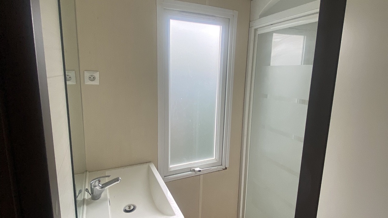 Photo of Bathroom in La Roque-d'Antheron