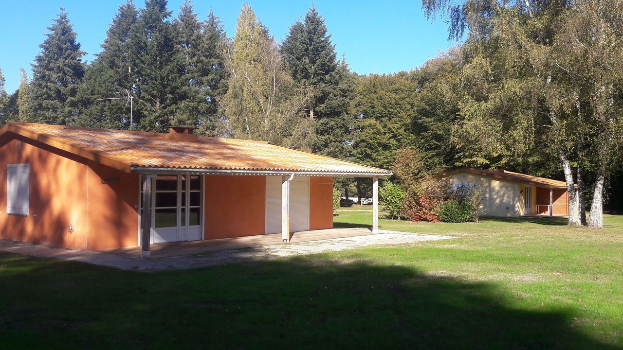 Photo of Outdoor in Sauze-Vaussais
