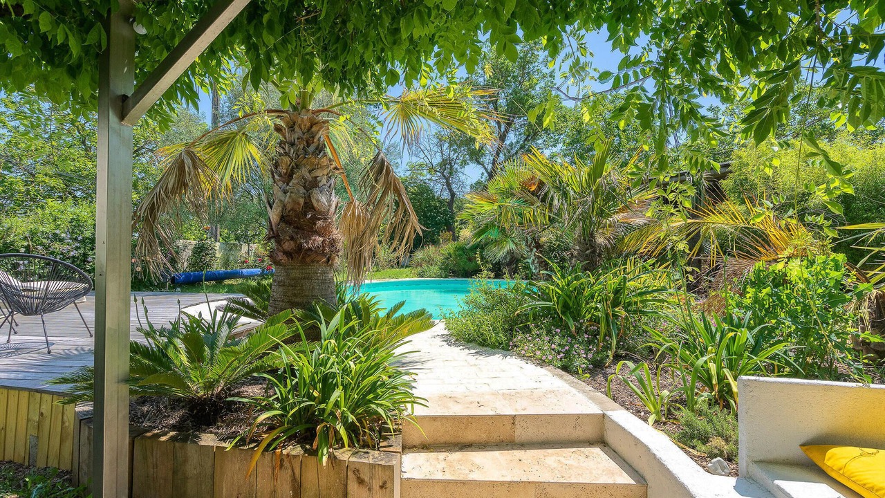Photo of Outdoor in Medis