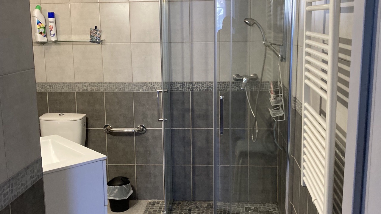 Photo of Bathroom in Aiguillon