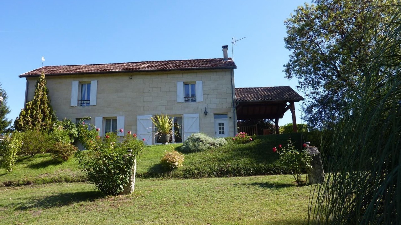 Photo of Outdoor in Saint-Laurent-d'Arce