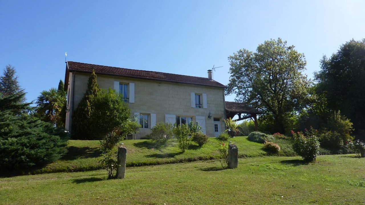 Photo of Outdoor in Saint-Laurent-d'Arce