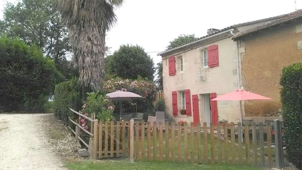 Photo of Outdoor in Berson