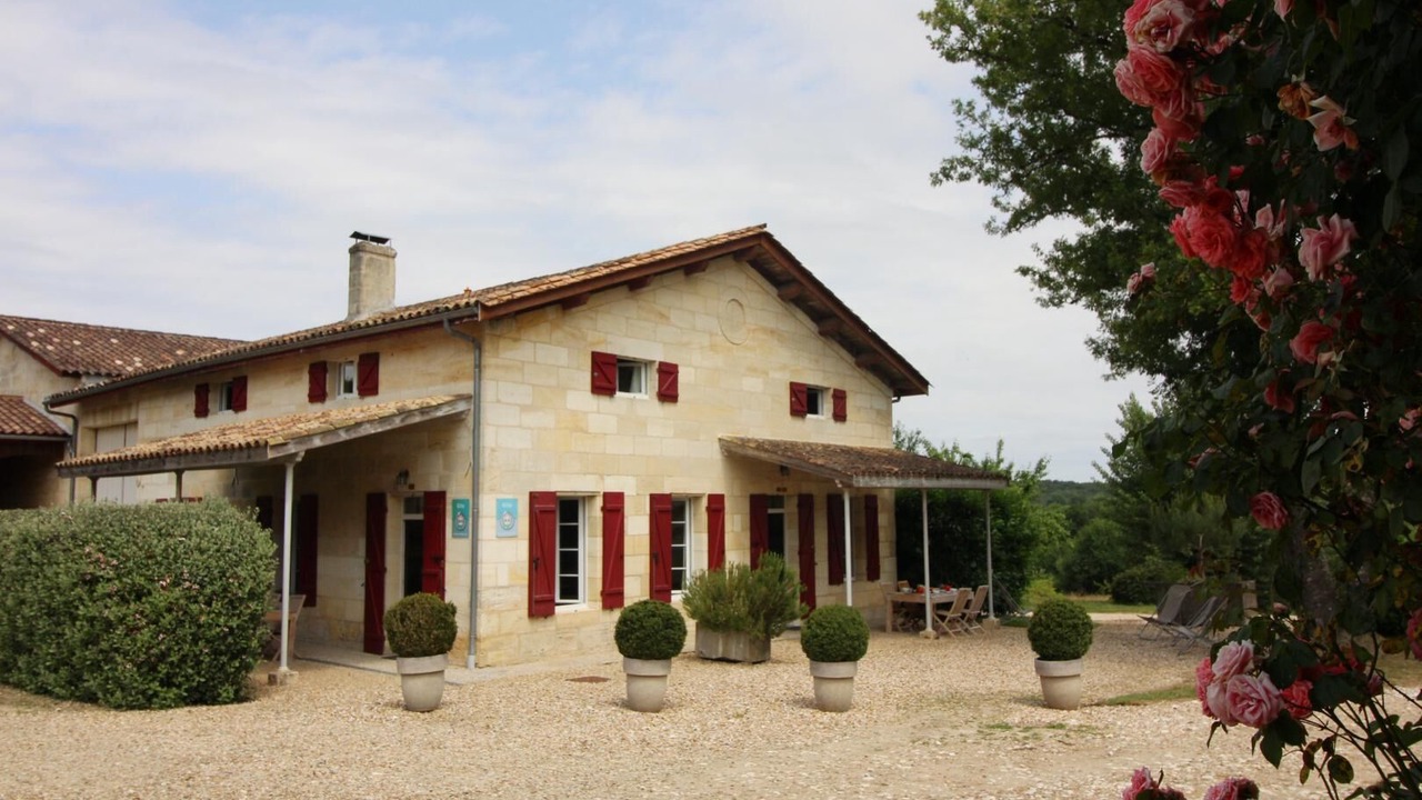 Photo of Outdoor in Saint-Martin-de-Laye