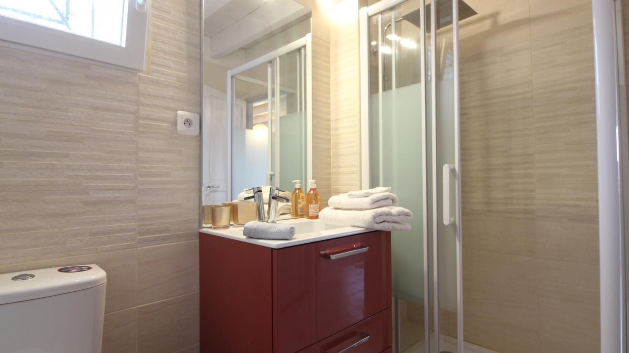 Photo of Bathroom in Saint-Laurent-de-Medoc
