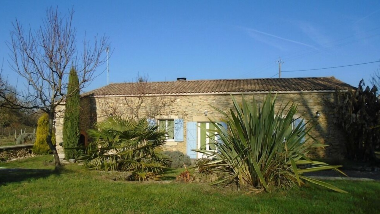 Photo of Outdoor in Saint-Pierre-de-Mons