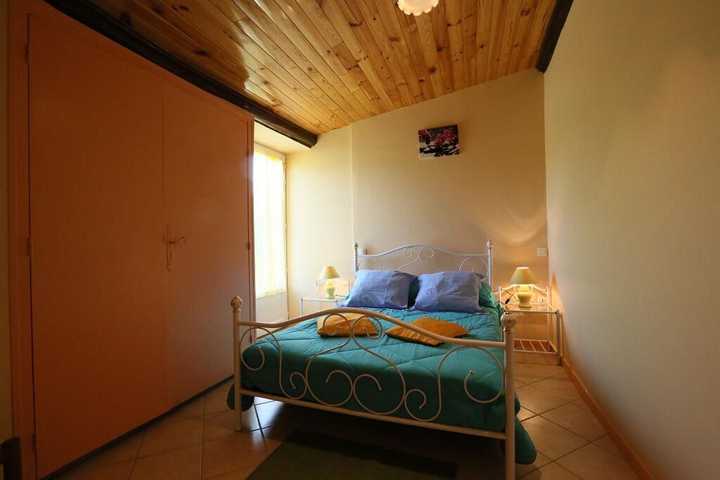 Photo of Bedroom in Saint-Pierre-de-Mons