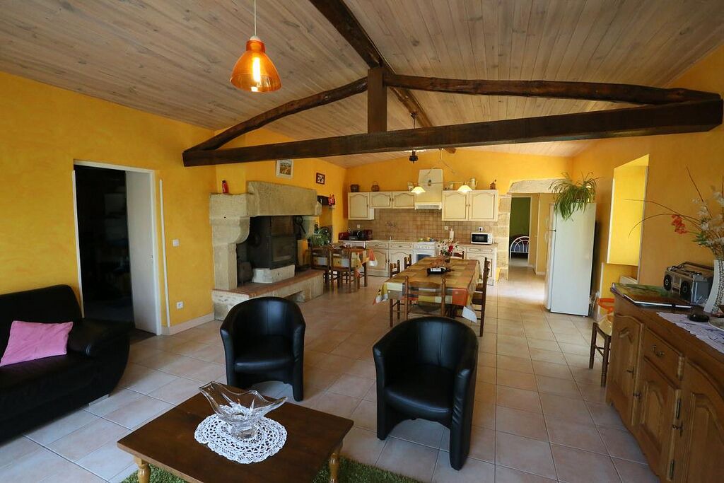 Photo of Livingroom in Saint-Pierre-de-Mons