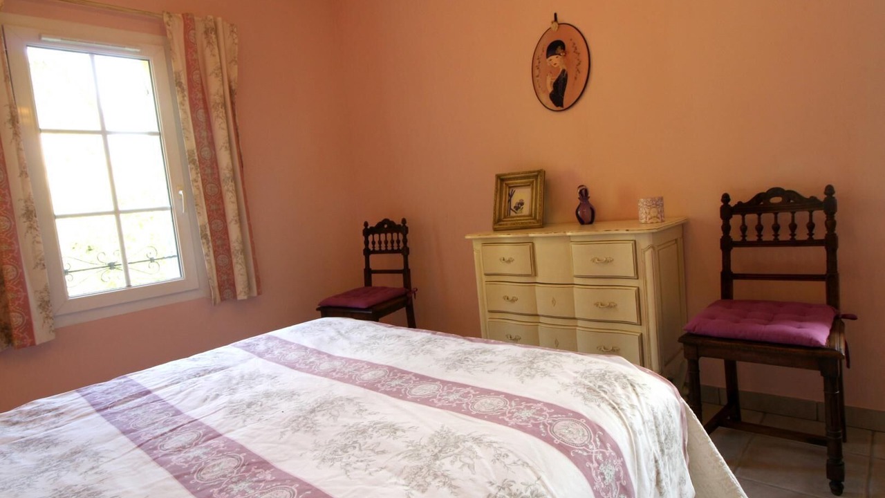 Photo of Bedroom in Puisseguin