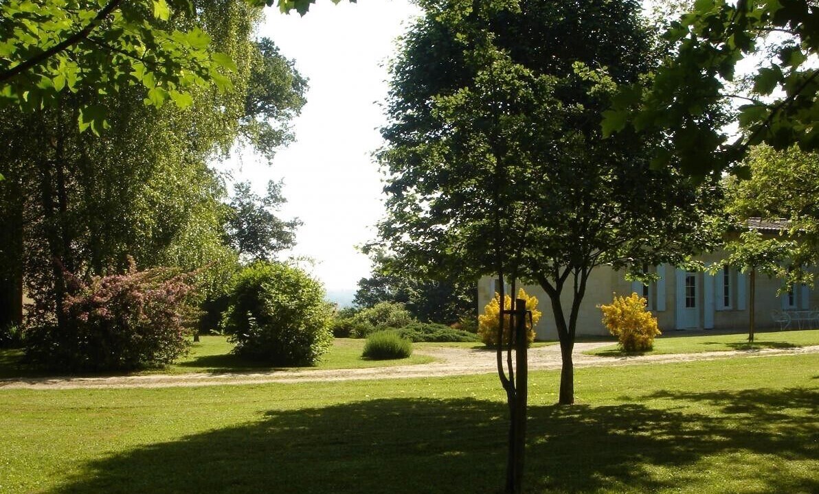 Photo of Outdoor in Puisseguin