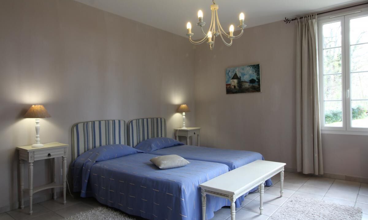 Photo of Bedroom in Puisseguin