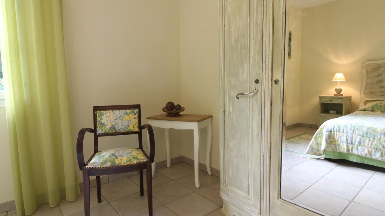 Photo of Bedroom in Puisseguin