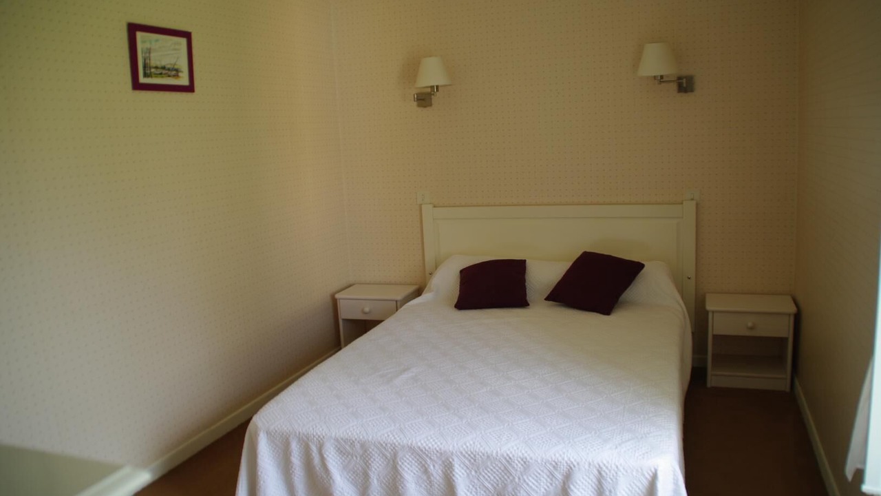 Photo of Bedroom in Saint-Aubin-de-Branne