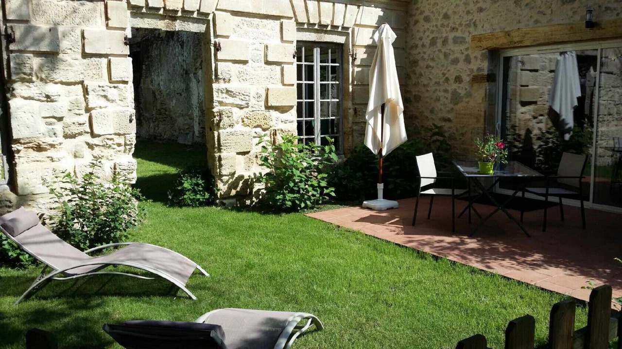 Photo of Outdoor in Saint-Ciers-dAbzac