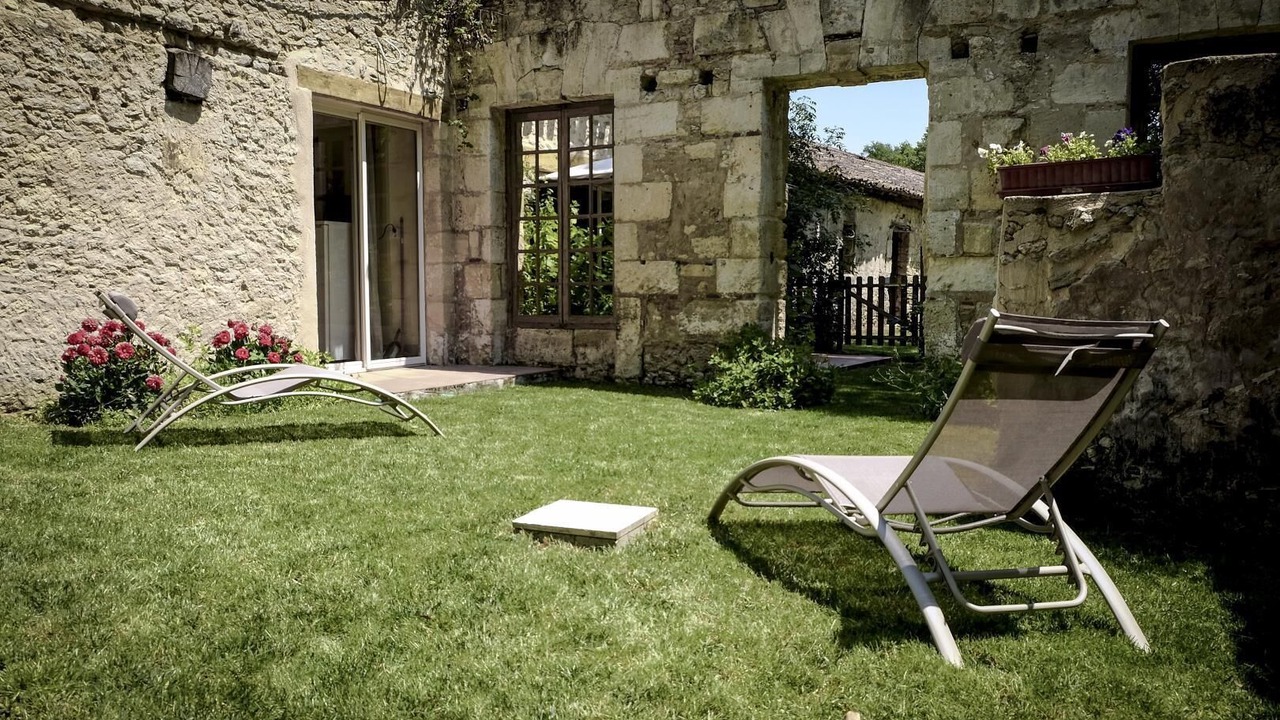 Photo of Patio Balcony in Saint-Ciers-dAbzac