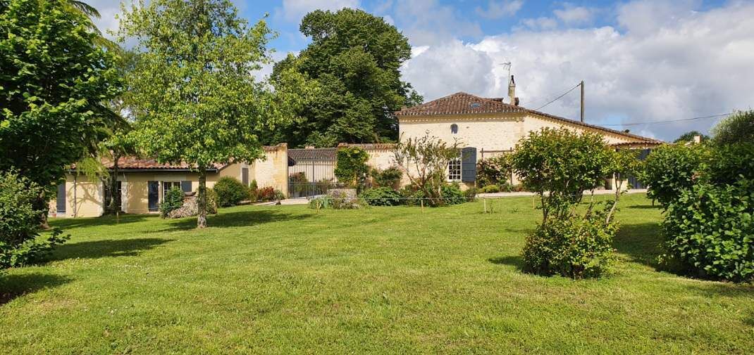 Photo of Outdoor in Tizac-de-Curton