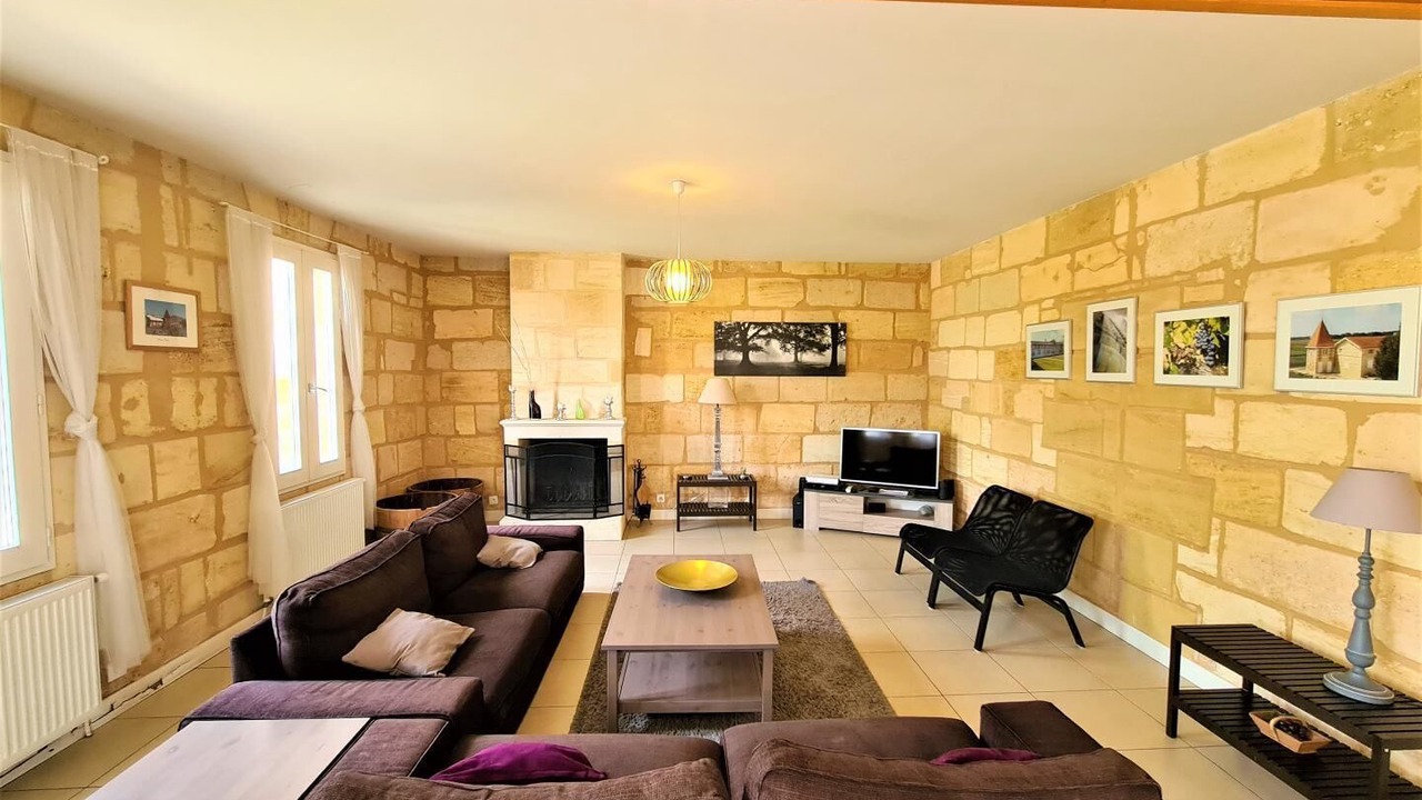 Photo of Livingroom in Parempuyre
