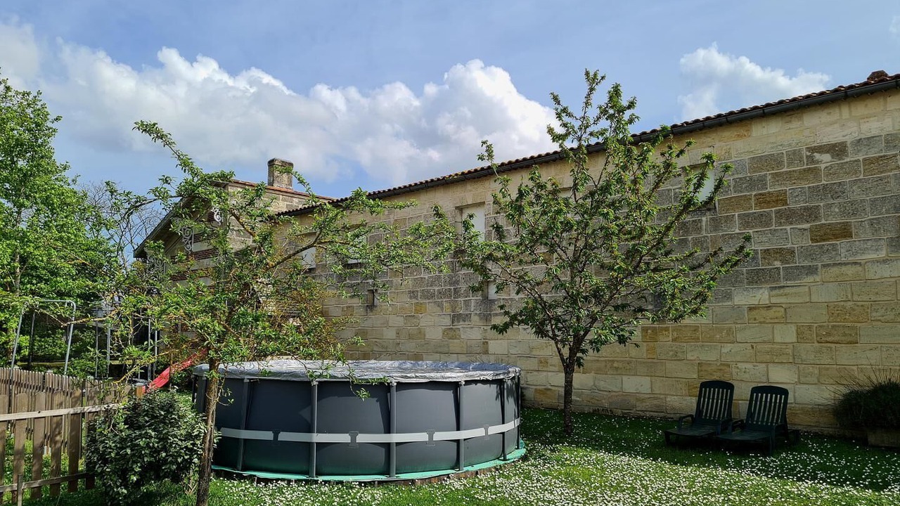 Photo of Outdoor in Parempuyre