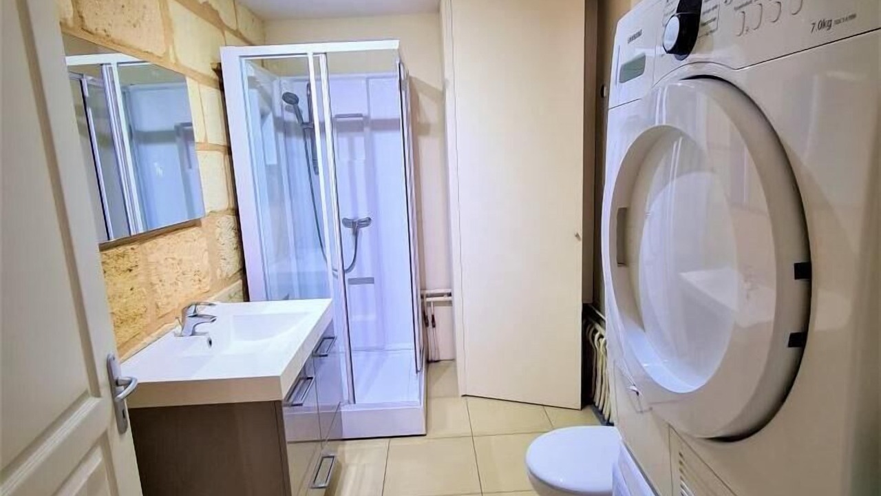 Photo of Bathroom in Parempuyre
