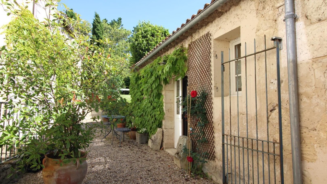 Photo of Outdoor in Saint-Michel-de-Fronsac
