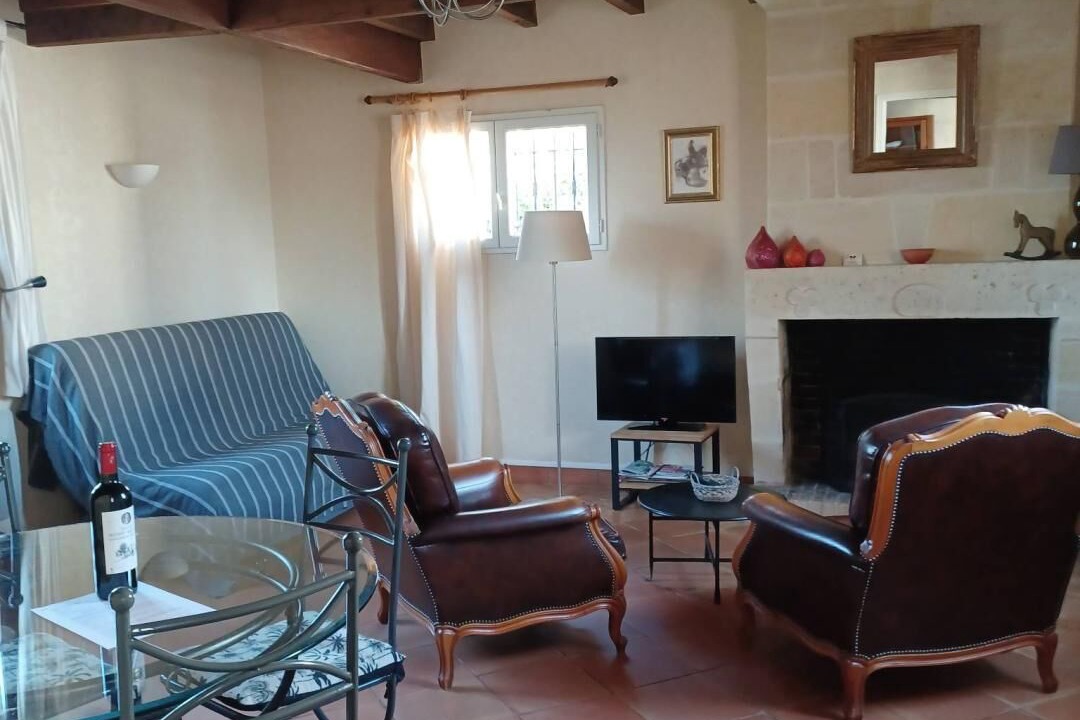 Photo of Livingroom in Lussac