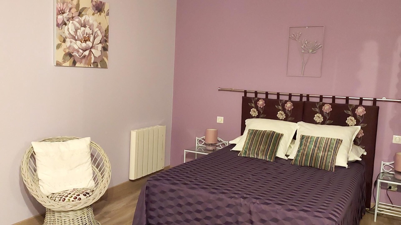 Photo of Bedroom in Pujols-sur-Ciron