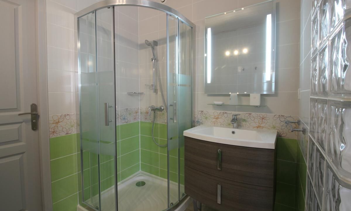 Photo of Bathroom in Pujols-sur-Ciron