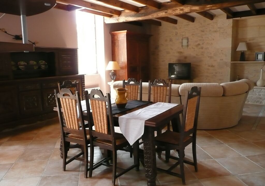Photo of Others in Doulezon