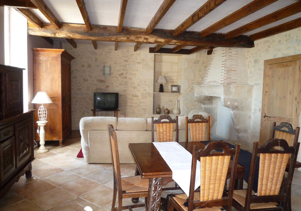 Photo of Others in Doulezon