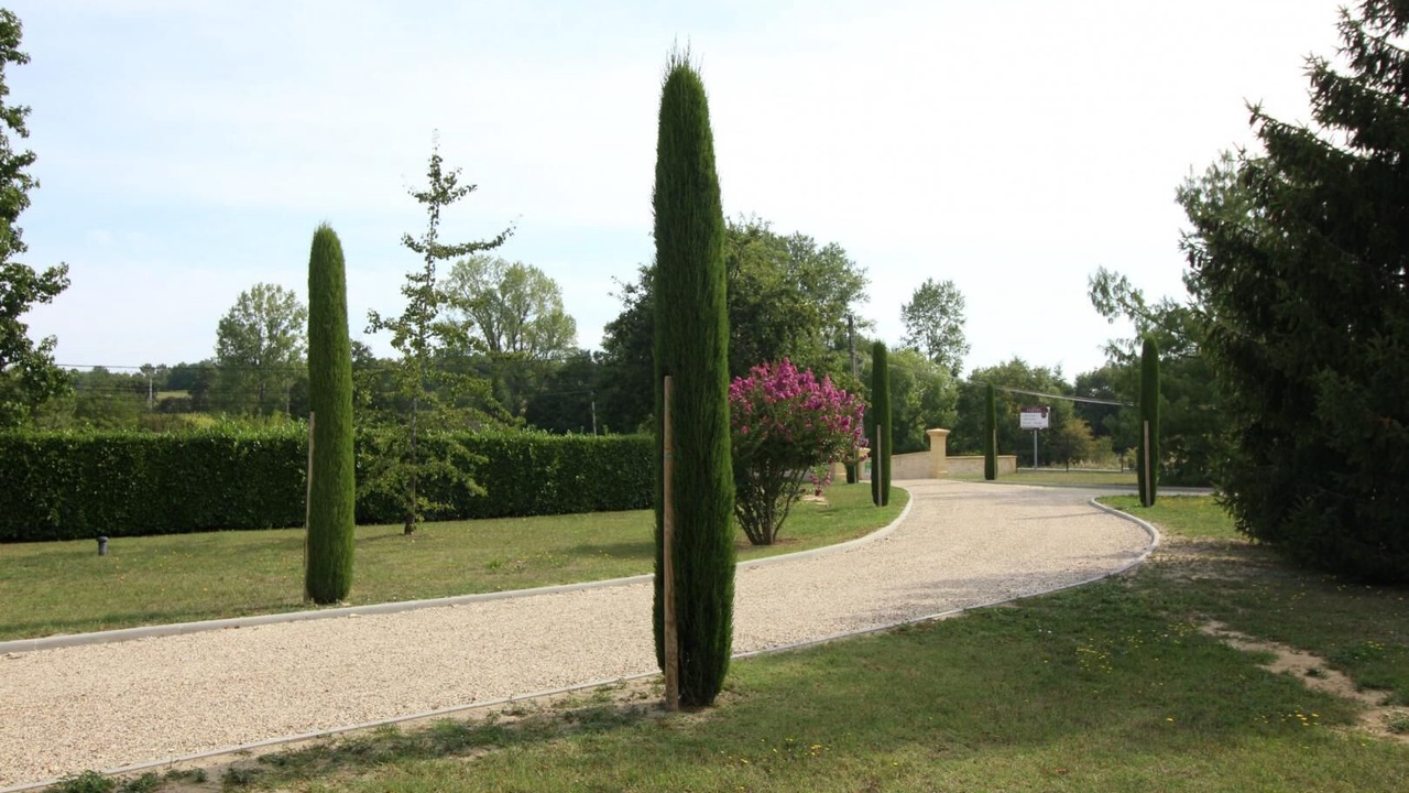 Photo of Outdoor in Cartelegue