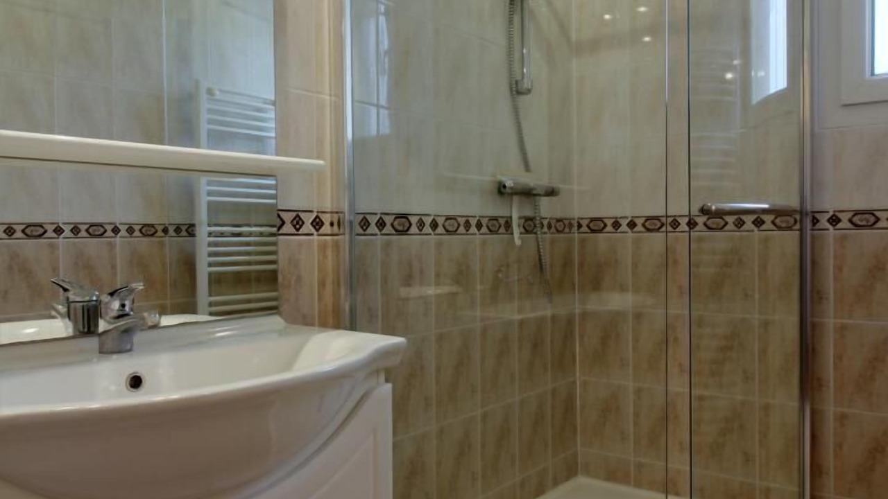 Photo of Bathroom in Puisseguin