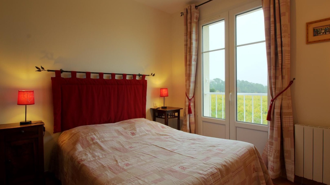 Photo of Bedroom in Puisseguin