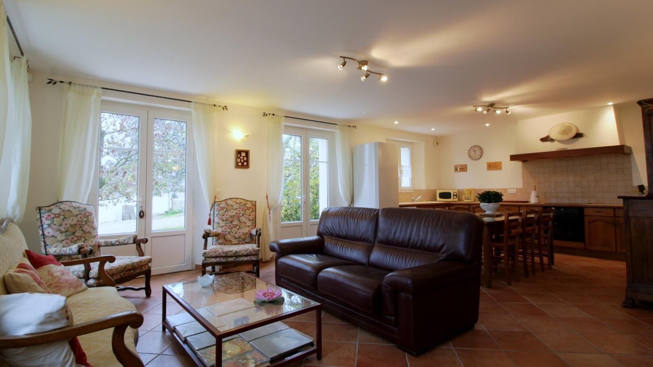 Photo of Livingroom in Puisseguin