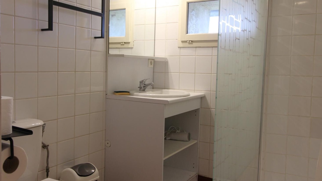 Photo of Bathroom in Saint-Genes-de-Lombaud