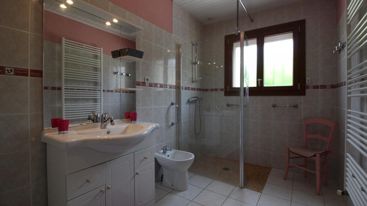 Photo of Bathroom in Rauzan