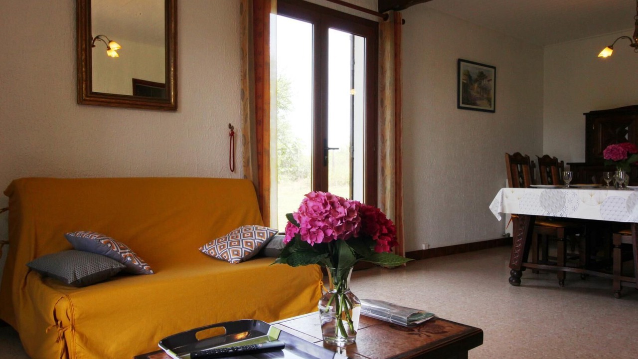 Photo of Livingroom in Rauzan
