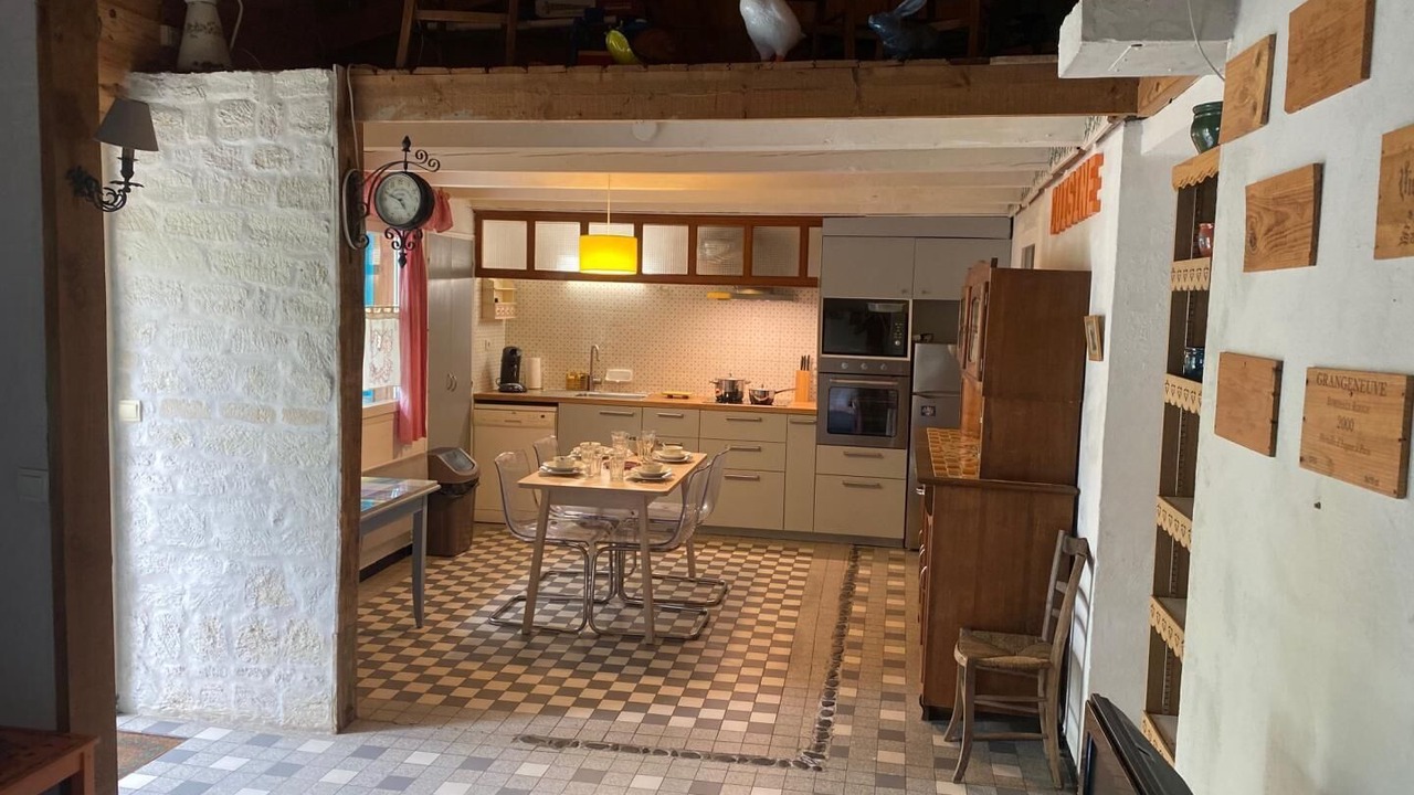 Photo of Kitchen in Val de Virvee