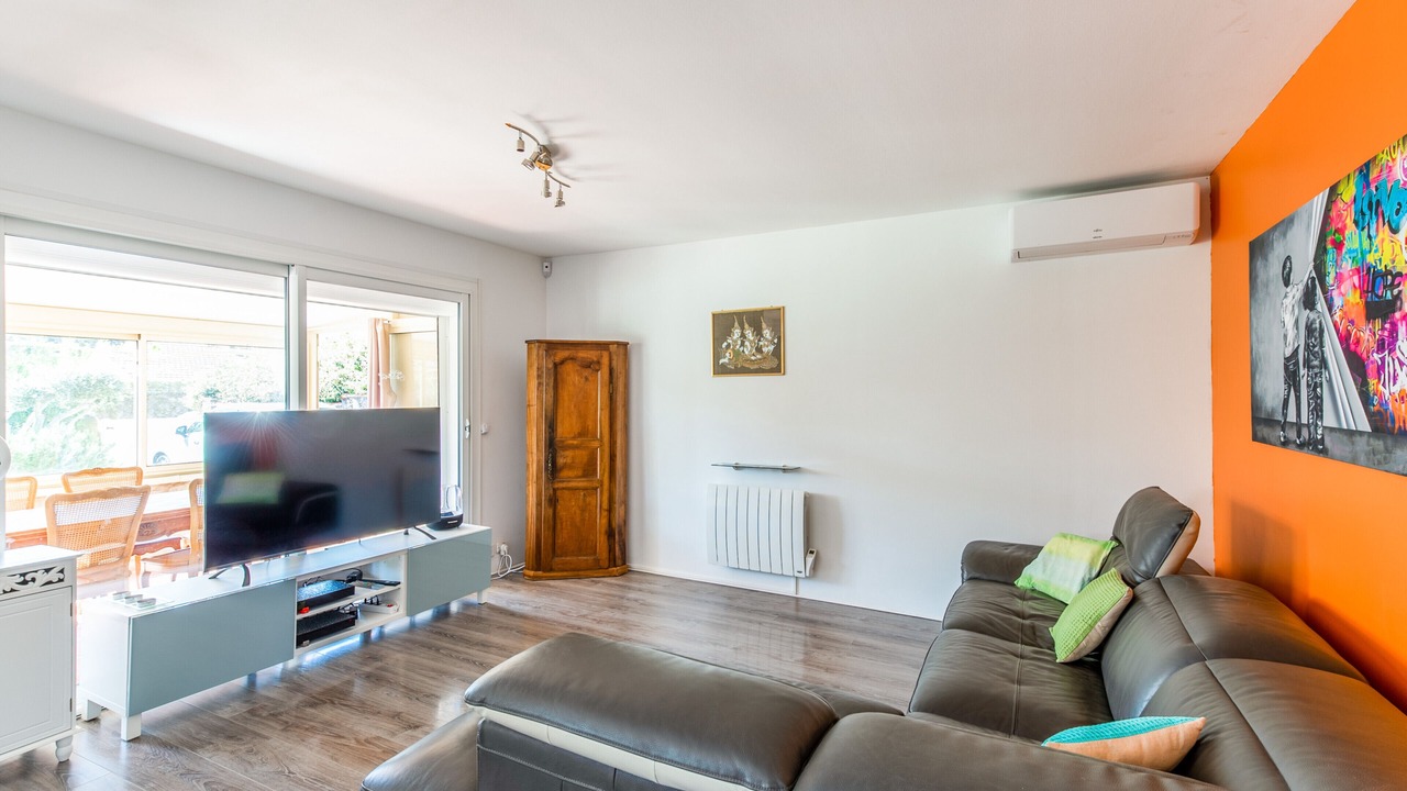 Photo of Livingroom in Morieres-les-Avignon