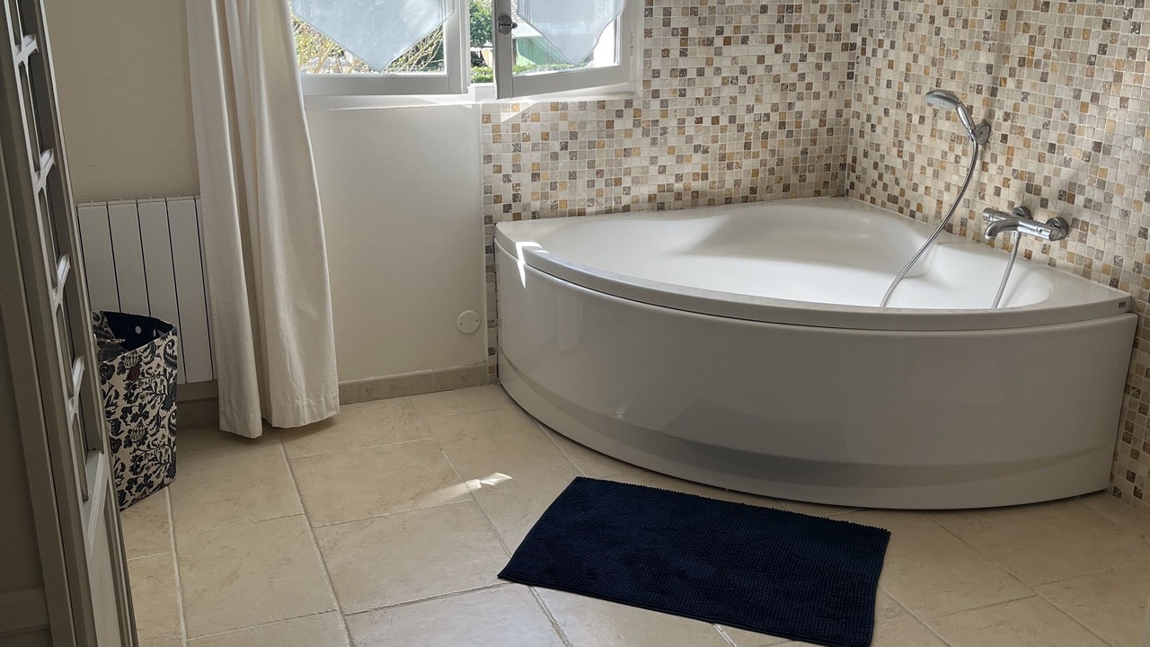 Photo of Bathroom in Saint-Martin-de-Seignanx