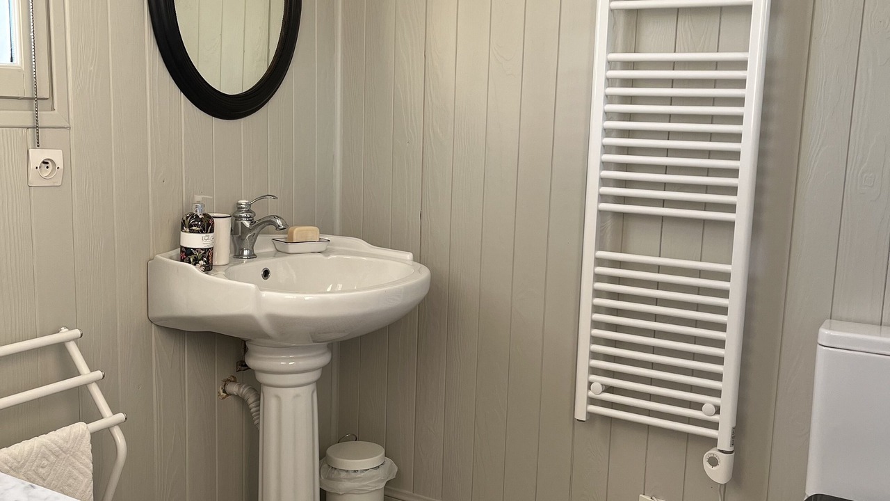 Photo of Bathroom in Saint-Martin-de-Seignanx