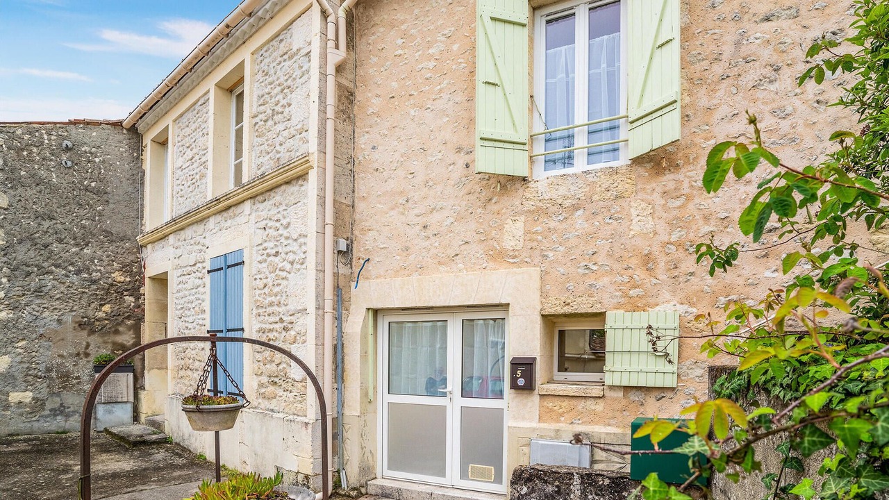 Photo of Others in Mortagne-sur-Gironde